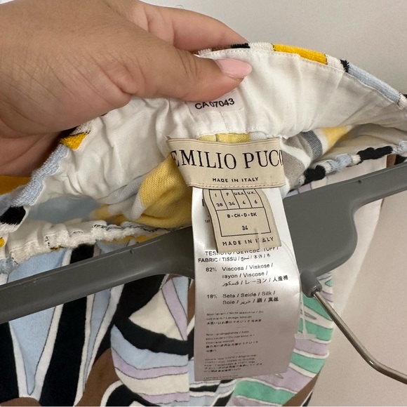 Emilio Pucci Shorts - Picture 5 of 6